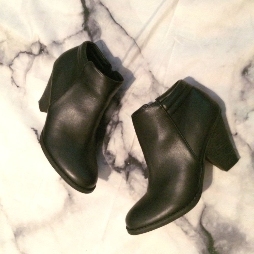 Ankle boots